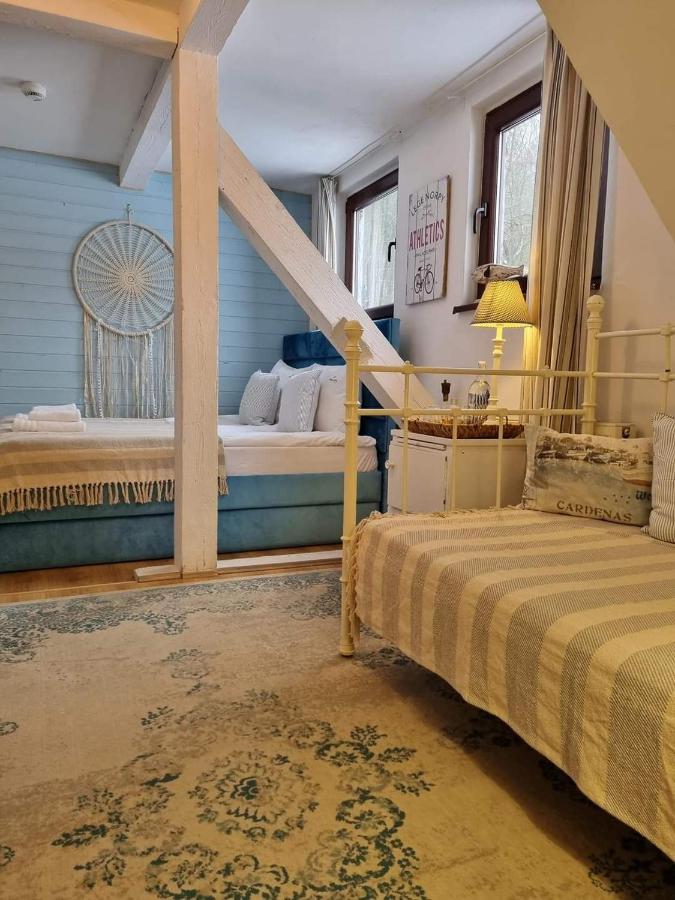 Bed and Breakfast Fregata Zagórze Śląskie Esterno foto